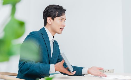 クレジット事業